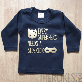 shirt geboorte aankondigen every superher needs a sidekick meisje