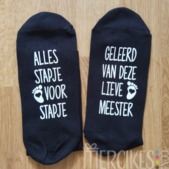 cadeau meester kopen, deze leuke sokken met tekst, orgineel meester cadeau