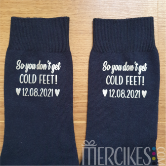 so you don&#039;t get cold feet sokken bruiloft