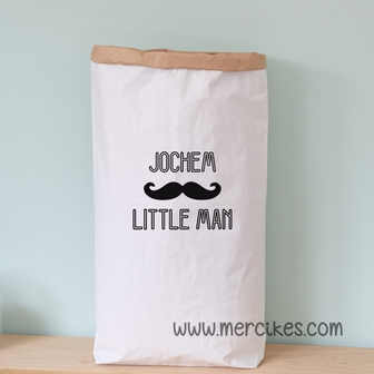 papier bags xl little man met naam. Opbergzak voor speelgoed, eyecatcher op kinderkamer