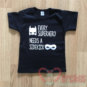 shirt geboorte aankondigen every superher needs a sidekick jongen