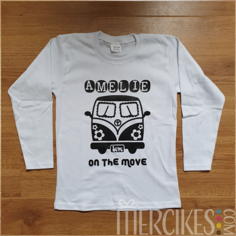 Shirtje Volkswagenbusje Hippie met Naam