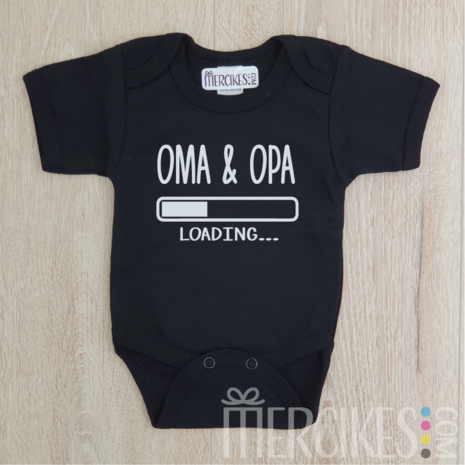 OMA & OPA loading babyvoetjes - losse romper