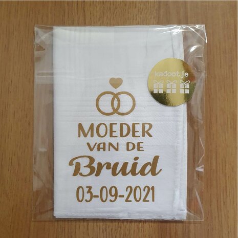 bruiloft zakdoek moeder van de bruid