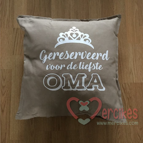 cadeau voor oma, gereseveerd voor de liefste oma