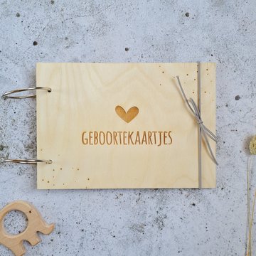 Houten bewaarbundel | Geboortekaartjes | Hartje | A5